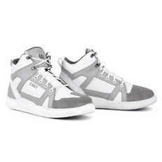 Motoros cipő W-TEC Arimes, fűzős rögzítés, fém fűzőlyukak, kivehető ergonomikus talpbetét, megerősítés a váltó területén, csúszásmentes talprész