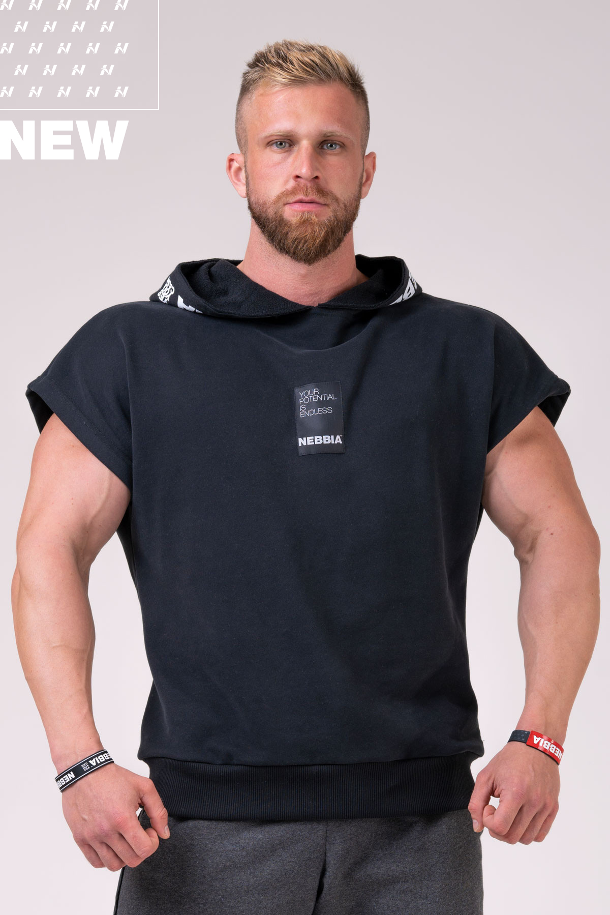 Nebbia NO LIMITS rag top edző felső kapucnival 175 fekete L