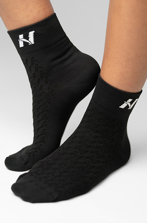 Nebbia "HI-TECH" N-mintás Crew Zokni  fekete  35-38 termék 2. képe