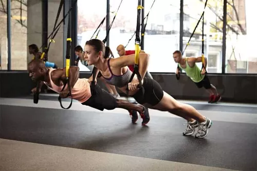 33 remek gyakorlat felfüggeszthető erősítő kötéllel