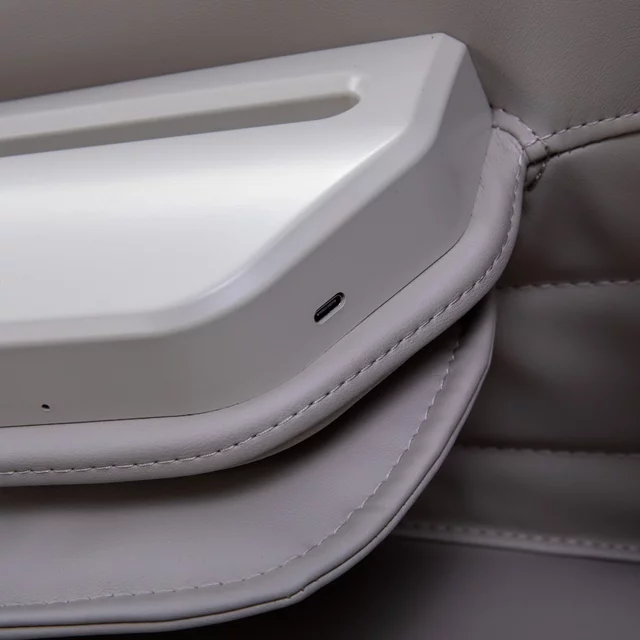 4D masszázsfotel inSPORTline Salvenza, Zero Gravity funkció, Zero Space funkció, LCD kijelző, Bluetooth-hangszórók, 34 masszázs-légpárna