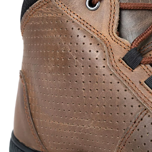 Motoros csizma W-TEC Colton, kivágás a maximális mobilitás érdekében, kis szellőzőnyílás, bokavédelem, megerősített orr- és sarokrész, dupla varrás