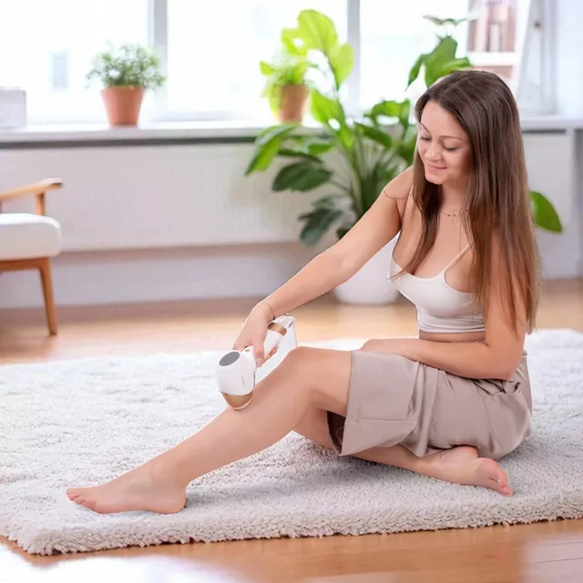 IPL epilátor inSPORTline Aphira, kijelző, bőrközelség-érzékelés, bőrtónus-felismerés, nagy sebességű villanások, 560 nm - 1200 nm hullámhossz