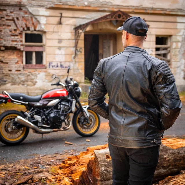Bőr motoros kabát W-TEC Mungelli EVO, kivehető CE-védők, koptatott vintage stílus, steppelt panelek, puha kecskebőr - vintage fekete-barna