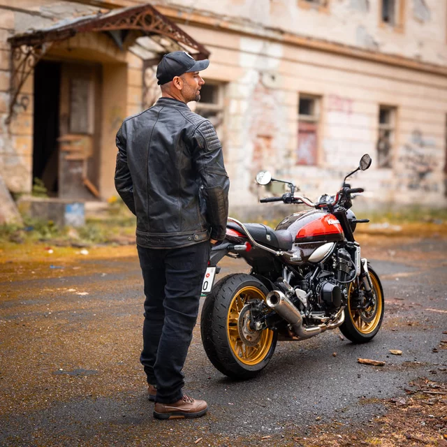 Bőr motoros kabát W-TEC Mungelli EVO, kivehető CE-védők, koptatott vintage stílus, steppelt panelek, puha kecskebőr - vintage fekete-barna