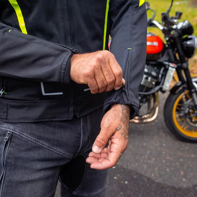 Férfi motoros kabát W-TEC Mirelio, kivehető rugalmas CE-védők, AirVent rendszer, tartós Maxdura® anyag, légáteresztő hálós bélés - fekete-fluo