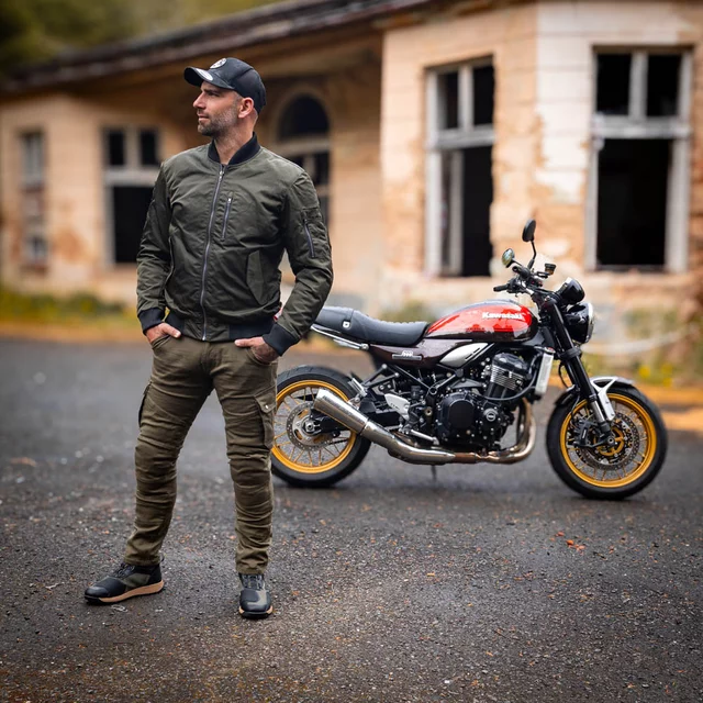 Motoros kabát W-TEC Caravago, rugalmas kötött szegélyek, hátvédő előkészítés, pánt a felakasztáshoz