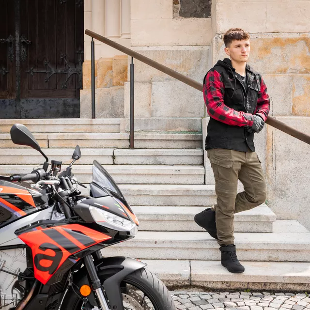 Motoros dzseki W-TEC Black Heart Radikaal - piros-fekete