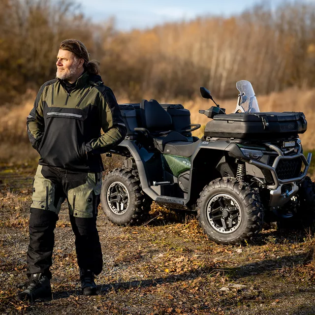 Férfi softshell motoros kabát W-TEC Annorack, AirVent szellőzés, visionight fényvisszaverő elemek, kivehető CE-védők - fekete