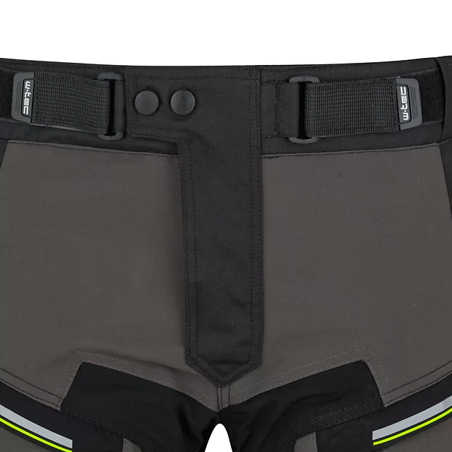 Motoros nadrág W-TEC Daimick, kivehető 1. szintű CE térdvédő, kivehető szigetelő bélés, AirVent System, fényvisszaverő elemek - fekete-szürke