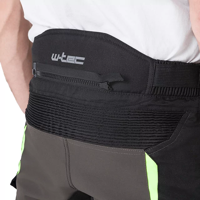 Motoros nadrág W-TEC Daimick, kivehető 1. szintű CE térdvédő, kivehető szigetelő bélés, AirVent System, fényvisszaverő elemek - fekete-szürke