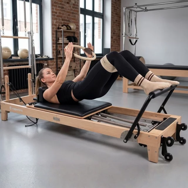 Pilates készlet inSPORTline Sinuata, rugalmasság javítása, csúszásgátló pilates zoknik, 3 ellenállási szintű gumiszalagok, strapabíró anyagok - bézs