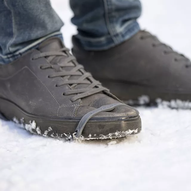 Csúszásgátló Yate Urban Grip, tökéletesen illeszkedik minden cipőhöz, könnyű és gyors felhelyezés