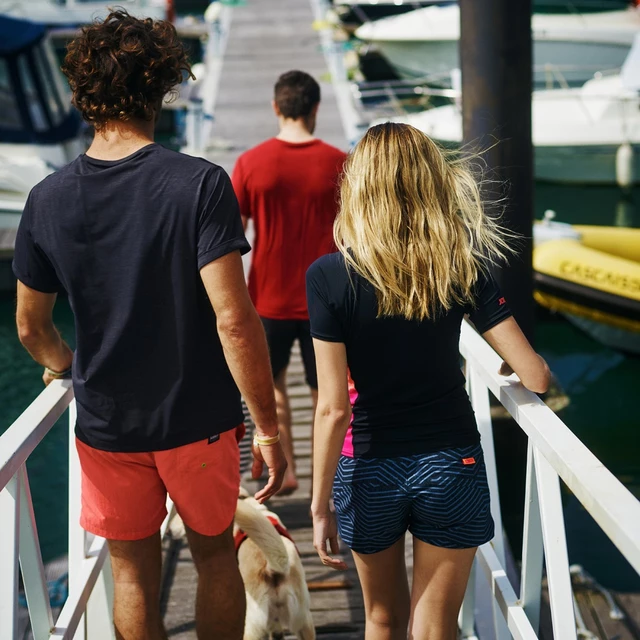 Férfi póló vízi sportokhoz Jobe Rashguard Loose Fit - fekete