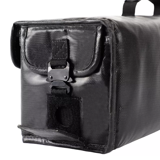 Tűzálló akkumulátor tok inSPORTline Batexpro 50x16x16 cm, magas hőmérsékleti ellenállás, vízálló kivitel, hőálló cipzárak, hordozófogantyú