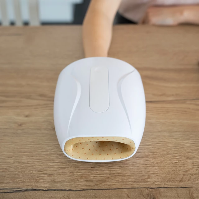 Kézmasszírozó készülék inSPORTline Estrapo, tenyér, ujjak, kézfej, fűtés, férfi-női kéz, 3 intenzitás, légmasszázs, 1800mAh, 2ó