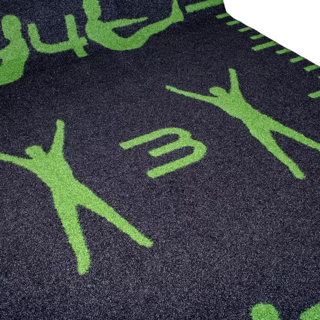 Fitness szőnyeg inSPORTline Crospet 10x2 m, zöld jelölések, csúszásmentes alsó rész, numerikus skála