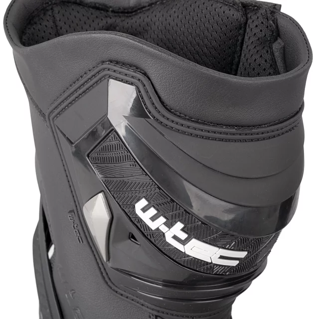 Motoros csizma W-TEC Beastor - fekete