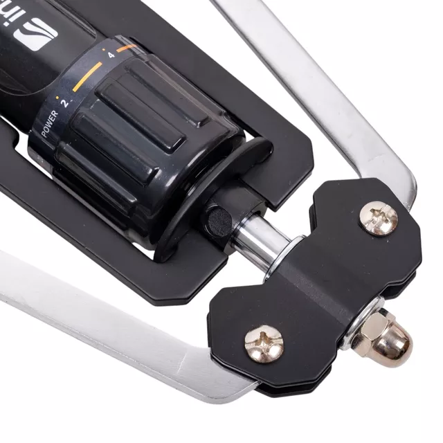 Karerősítő inSPORTline Vancer, kompakt méret, univerzális használat, kétrétegű szénacél cső, biztonságos súlyzós edzés, csúszásmentes fogantyú