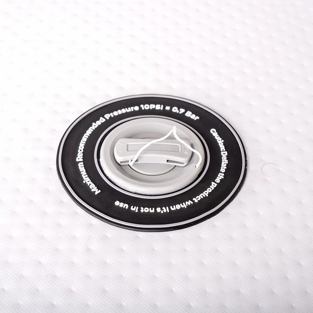 Kültéri fürdőkád inSPORTline Laaches 160x85x65 cm hőszabályozó rendszerrel