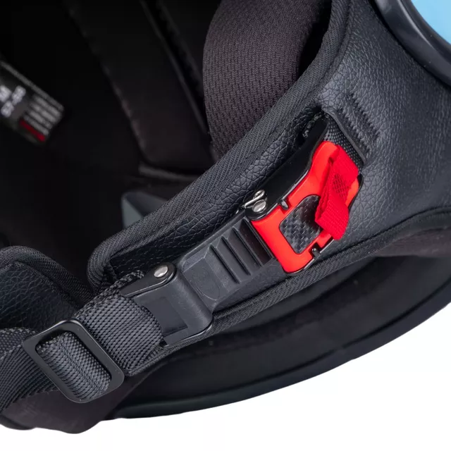 Nyitott sisak W-TEC Baraldo Celeste, mosható párnázat, gyorskioldó csat, szellőzőpanelek a tetején, kis hátsó spoiler