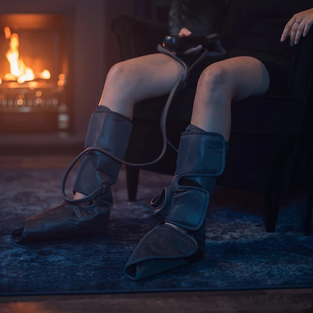 Kompressziós lábmasszírozó inSPORTline Vrandair - fekete