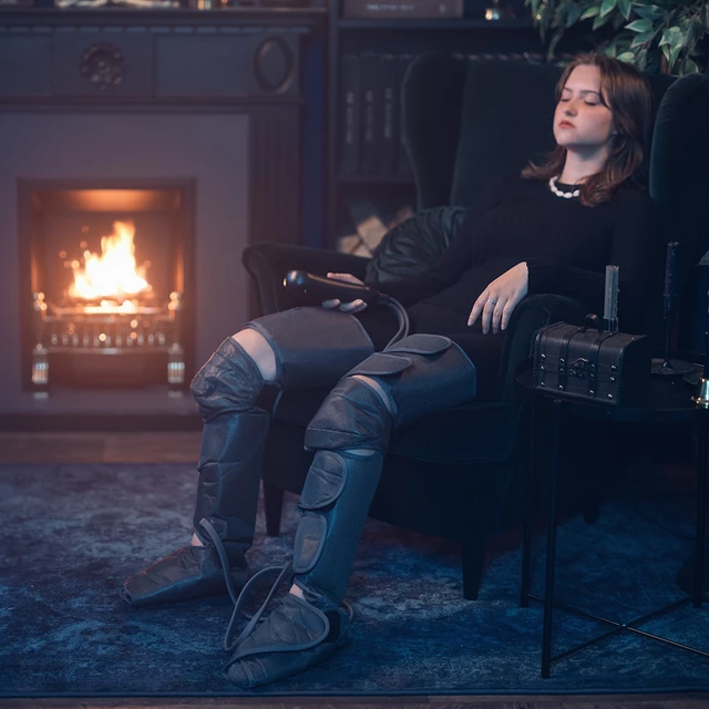 inSPORTline Beinhowair II kompressziós lábmasszírozó csizma, légpárnás, tépőzáras, 5 intenzitási szint, 3 masszázsmód - szürke