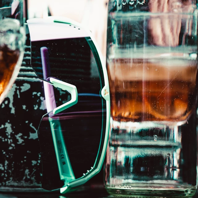 Sport napszemüveg Tripoint Trerikesröset - Turquoise Smoke /w Pink Multi Cat.3