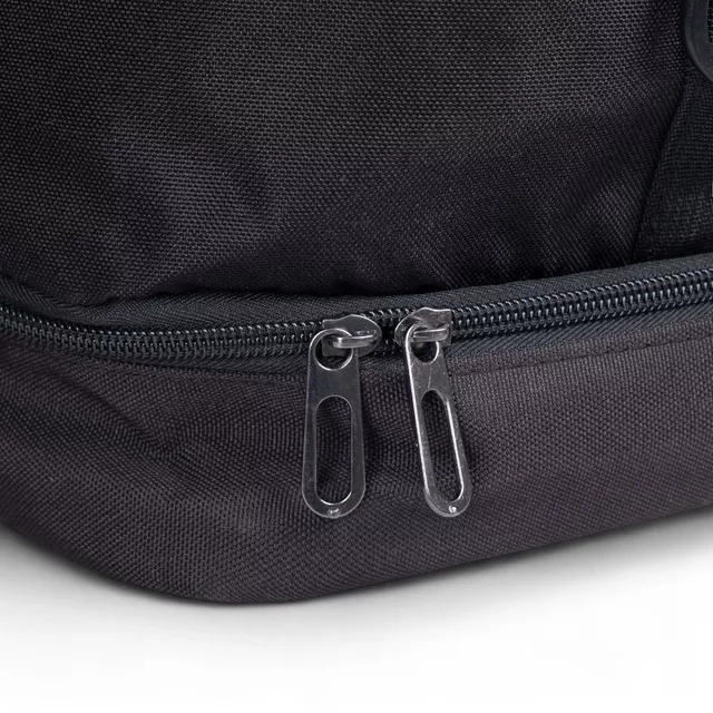 Sport táska inSPORTline Favorio, cipőrekesz, zsebek, vállpánt, pántok a tornaszőnyeg rögzítéséhez, 490 g, 20 l