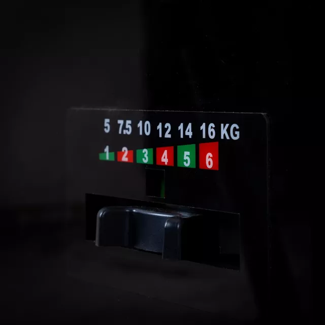 Edzőkeret inSPORTline Vektor alapzattal, kijelző, vákuum ellenállás rendszer, kesztyű, számos edzésvariáció