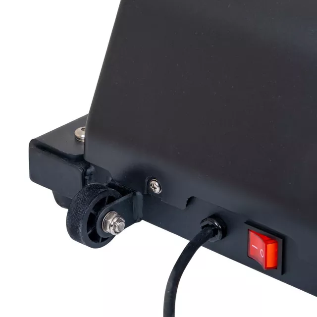 Futó- és sétálópad inSPORTline Avolin, masszív keret, biztonsági hevederek, pulzusszám monitorozása, szállítógörgők, fokozatmentes állítható sebesség