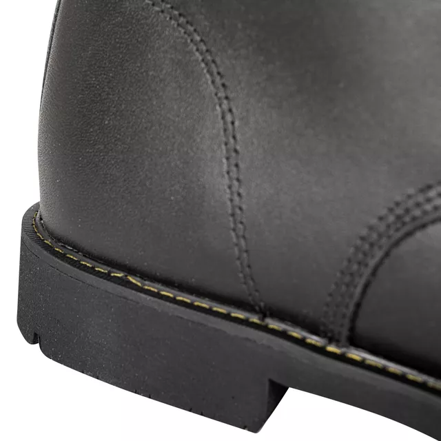 Motoros csizma W-TEC Benga, anilin bőr, légáteresztő AirMesh belső háló, vízálló membrán, megerősített varratok, fűzős kialakítás,  acél fűzőlyukak