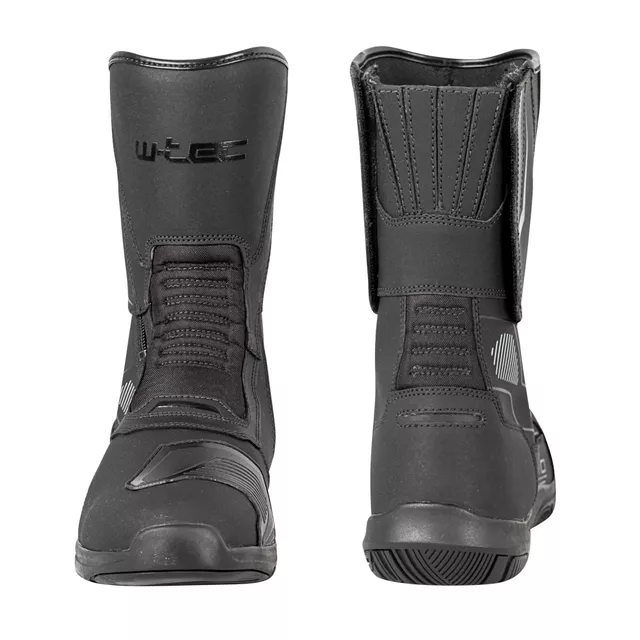 Motoros csizma W-TEC Tixten, rugalmas panelek, vízálló membrán, csúszásgátló talp, megerősített részek, rugalmas panelek