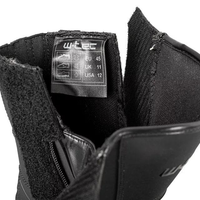 Motoros csizma W-TEC Tixten, rugalmas panelek, vízálló membrán, csúszásgátló talp, megerősített részek, rugalmas panelek