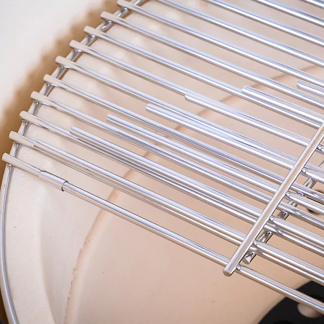 Kerámia kamado grill inSPORTline Pyrexo 18", kerámia belső héj, tartós hőteljesítmény, beépített hőmérő, hatékony szén-fogyasztás