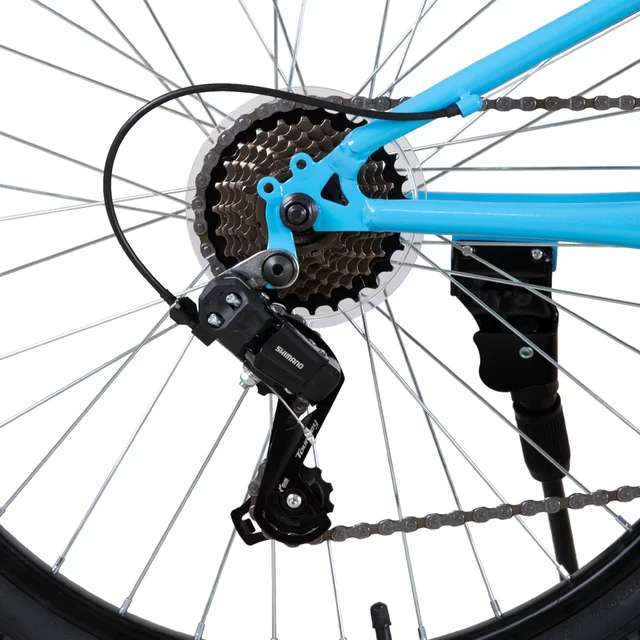 Junior hegyikerékpár Hiland Climber 24", 125-150 cm, sportnyereg, széles MTB-kormány, Shimano hátsó váltó, V-fékek, kettős falú alumínium felnik - fekete
