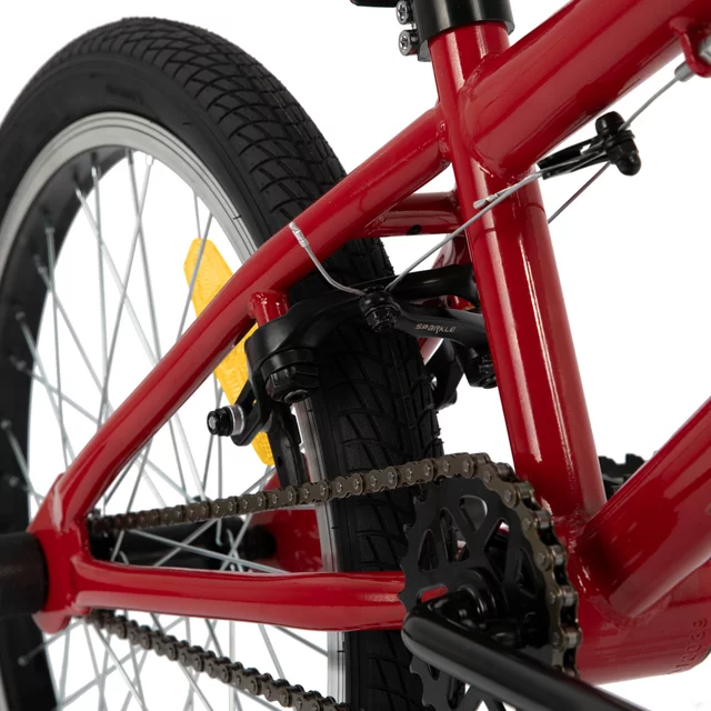 BMX kerékpár Hiland Redeem 20", 12,82 kg, ergonomikus nyereg, Hi-Ten acél alkatrészek,  U-fék rendszer, 20 × 2,125" méretű széles gumiabroncsok - piros