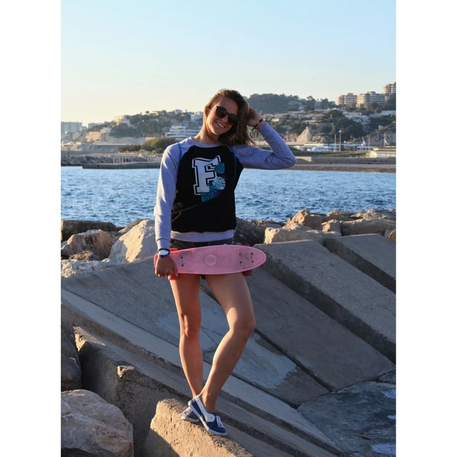 Műanyag gördeszka Fish Classic 22" - Green-Black-Blue