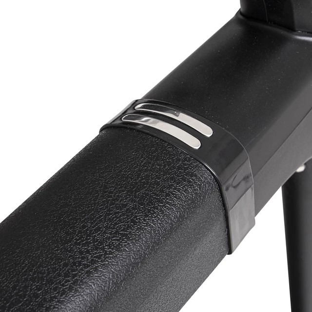 Motoros futópad inSPORTline inCondi T45i, 2LE, dőlésszög 16 pozició, futófelület 130x46cm, max.18km/ó, 22 program, Air Cushion felfüggesztés