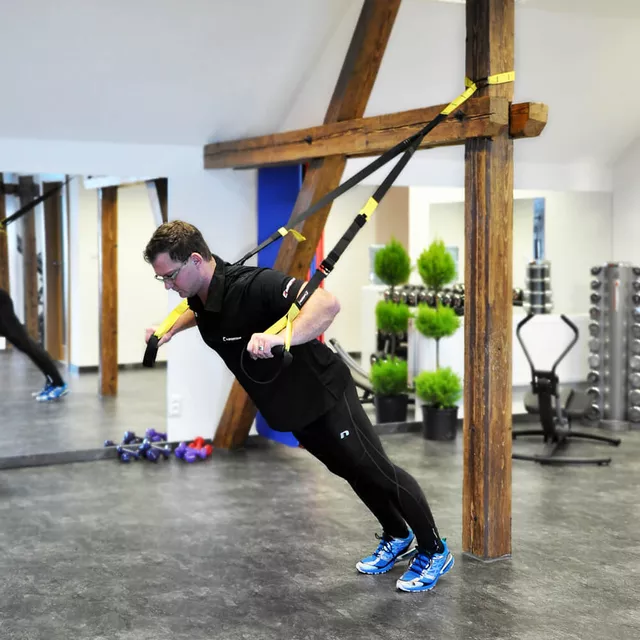 Felfüggeszthető erősítő inSPORTline MultiTrainer