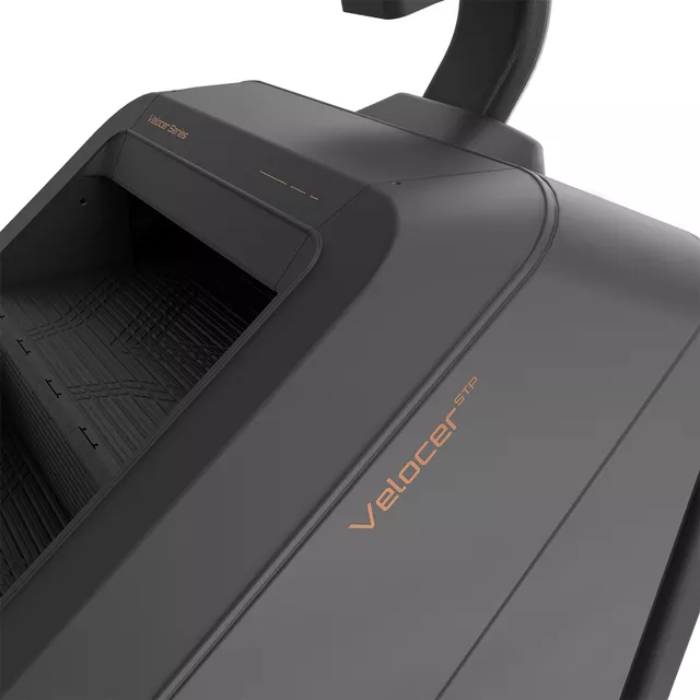 Fitneszlépcső inSPORTline Velocer STP, áttekinthető LED kijelző intuitív vezérléssel, bluetooth-kapcsolat, beépített hangszórók