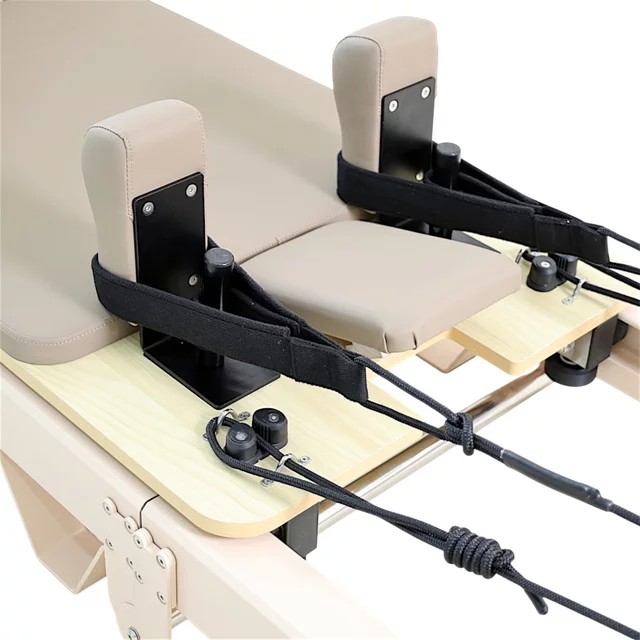 Pilates reformer inSPORTline Comfolder EVO, összecsukható szerkezet, 4 görgő a könnyű mozgatáshoz, karcolásálló váz, levehető háttámla, pilates doboz - bézs