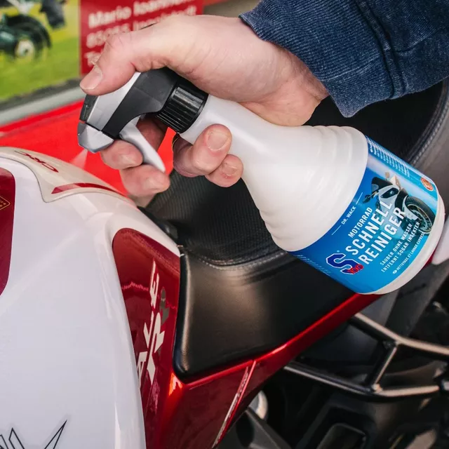 Víz nélküli motortisztító S100 Waterless Cleaner 500 ml, színhelyreállító hatás,  meghosszabbítják a felületek élettartamát