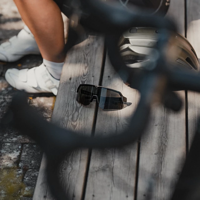 Sport napszemüveg Tripoint Trerikesröset - Turquoise Smoke /w Pink Multi Cat.3