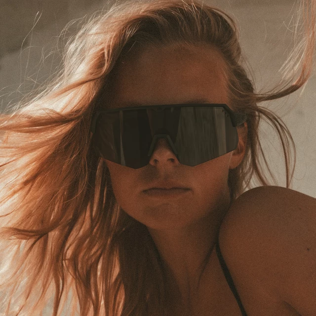 Sport napszemüveg Tripoint Trerikesröset - Turquoise Smoke /w Pink Multi Cat.3