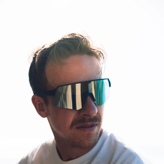 Sport napszemüveg Tripoint Trerikesröset - Turquoise Smoke /w Pink Multi Cat.3