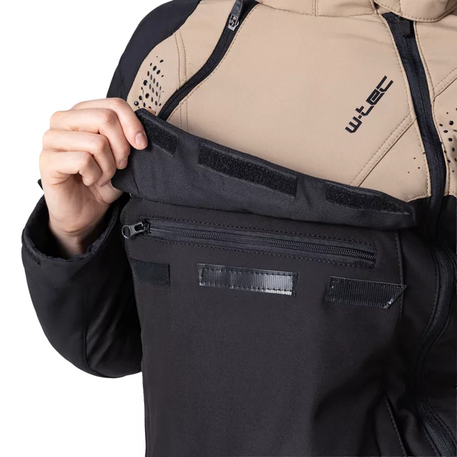 Női softshell motoros kabát W-TEC Annorack Lady, AirVent rendszer, Visionight fényvisszaverő elemek, szélálló softshell anyag, Air Mesh hálós bélés - fekete-homokszínű