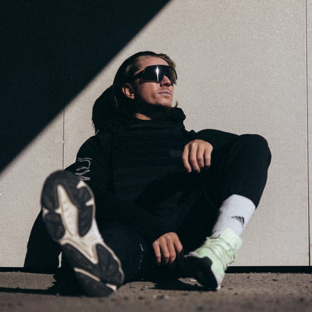 Sport napszemüveg Tripoint Trerikesröset - Turquoise Smoke /w Pink Multi Cat.3