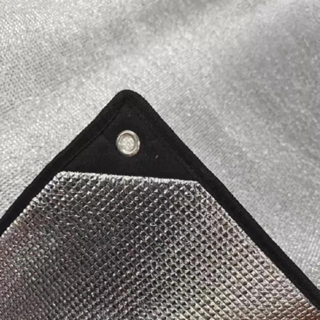 Szigetelő szőnyeg inSPORTline pezsgőfürdőhöz 200x196 cm