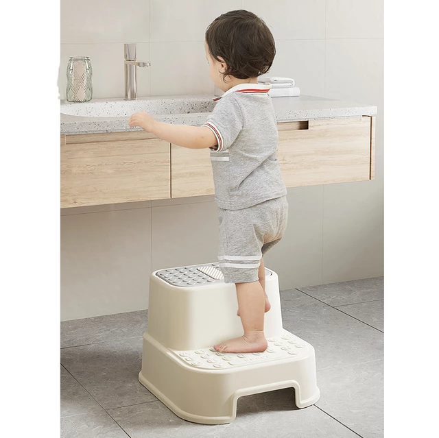 Gyermek fellépő inSPORTline Olbino